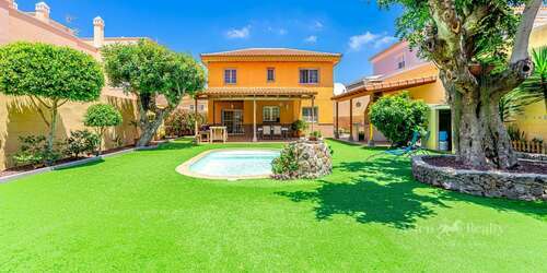 Вилла с 3 спальнями - Adeje