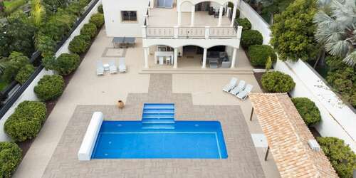 5 Bedroom Villa