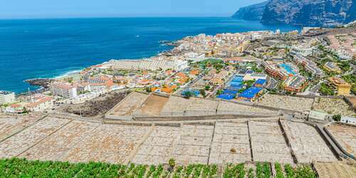 Land - Puerto de Santiago