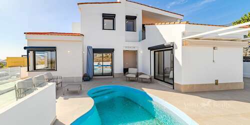 4 Bedroom Villa