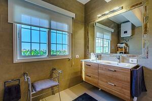 Land - Puerto de Santiago (46)