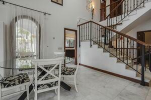 5 Bedroom Villa - El Madroñal (6)