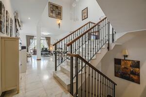 5 Bedroom Villa - El Madroñal (21)