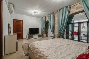 5 Bedroom Villa - El Madroñal (69)