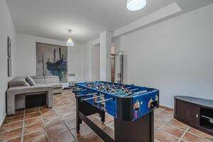 5 Bedroom Villa - El Madroñal (72)