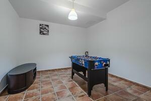 5 Bedroom Villa - El Madroñal (75)