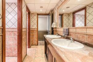 Negozio  - Puerto de Santiago (16)