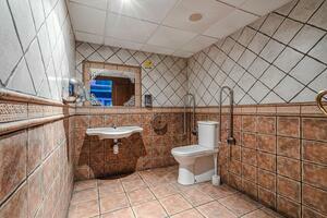 Negozio  - Puerto de Santiago (17)