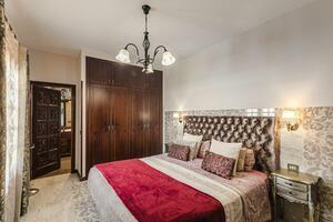 9 Bedroom Hotel - La Laguna (26)