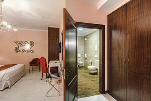 9 Bedroom Hotel - La Laguna (47)