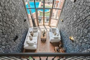 5 Bedroom Villa - El Madroñal (39)