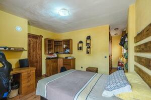 5 Bedroom Villa - El Madroñal (54)