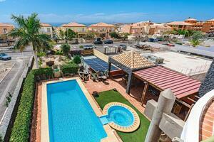 5 Bedroom Villa - El Madroñal (85)