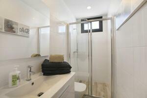 4 Bedroom House - Armeñime (24)