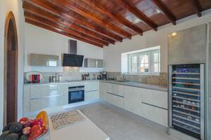 4 Bedroom Villa - La Victoria de Acentejo — photo 10 of 37