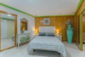 15 Bedroom Hotel - El Médano (49)