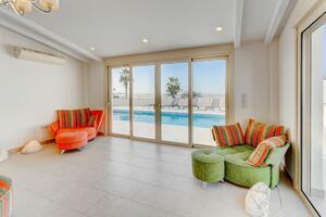 Seafront 4 Bedroom Villa - Bahía del Duque (19)