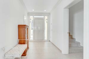 Seafront 4 Bedroom Villa - Bahía del Duque (25)