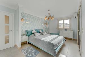 Seafront 4 Bedroom Villa - Bahía del Duque (39)