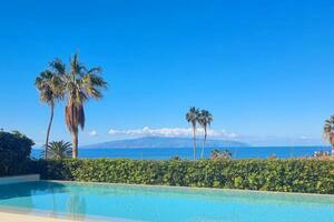 5 Bedroom Villa -  La Caleta (2)