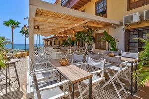 Business - San Eugenio Bajo - Pueblo Canario (12)