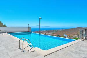 Luxury 4 Bedroom Villa - Roque del Conde (0)