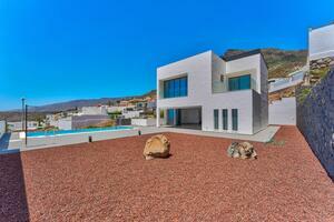 Luxury 4 Bedroom Villa - Roque del Conde (1)