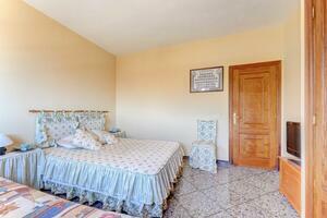6 Bedroom House - Tijoco Alto (14)