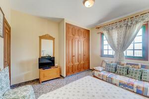 6 Bedroom House - Tijoco Alto (15)