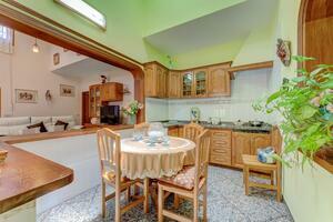 6 Bedroom House - Tijoco Alto (18)