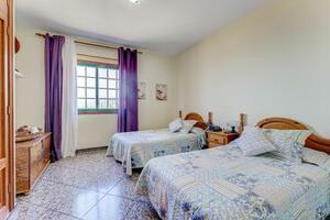 6 Bedroom House - Tijoco Alto (20)