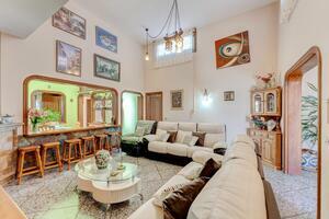 6 Bedroom House - Tijoco Alto (23)