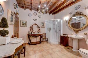 Luxury 6 Bedroom House - Icod de Los Vinos — photo 14 of 84