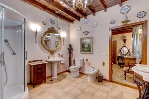 Luxury 6 Bedroom House - Icod de Los Vinos — photo 15 of 84