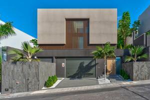 5 Bedroom Villa - La Caleta (3)