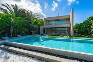 5 Bedroom Villa - La Caleta (7)