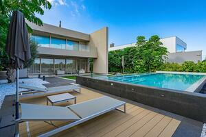 5 Bedroom Villa - La Caleta (9)