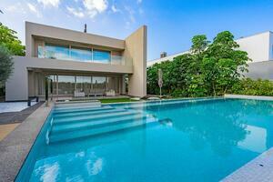 5 Bedroom Villa - La Caleta (8)