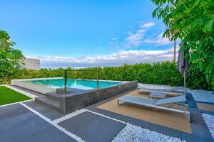 5 Bedroom Villa - La Caleta (11)