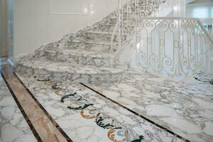 Seafront 7 Bedroom Villa - International (29)