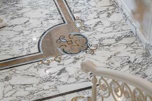 Seafront 7 Bedroom Villa - International (30)