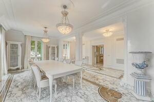 Seafront 7 Bedroom Villa - International (36)