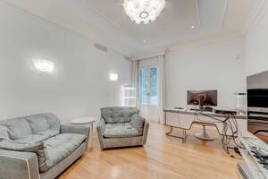 Seafront 7 Bedroom Villa - International (60)