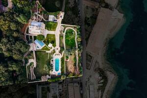 Seafront 7 Bedroom Villa - International (83)