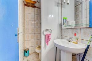 Business - San Eugenio Bajo - Puerto Colón (5)