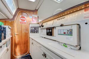 Business - San Eugenio Bajo - Puerto Colón (34)