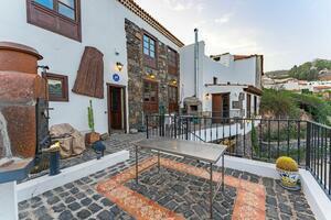 4 Bedroom House - Vilaflor (9)