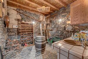 4 Bedroom House - Vilaflor (12)