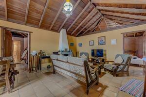 2 Bedroom House - El Tanque (14)