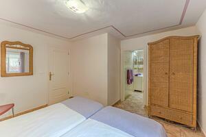 Villa de 15 dormitorios - Chío (47)